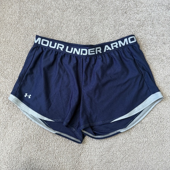 Under Armour Women's Play Up Shorts in Navy Blue and Gray Size Large - Picture 1 of 3